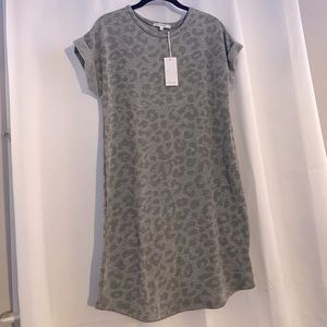 Super soft animal print casual dress size small